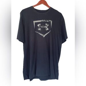Under Armour Tshirt